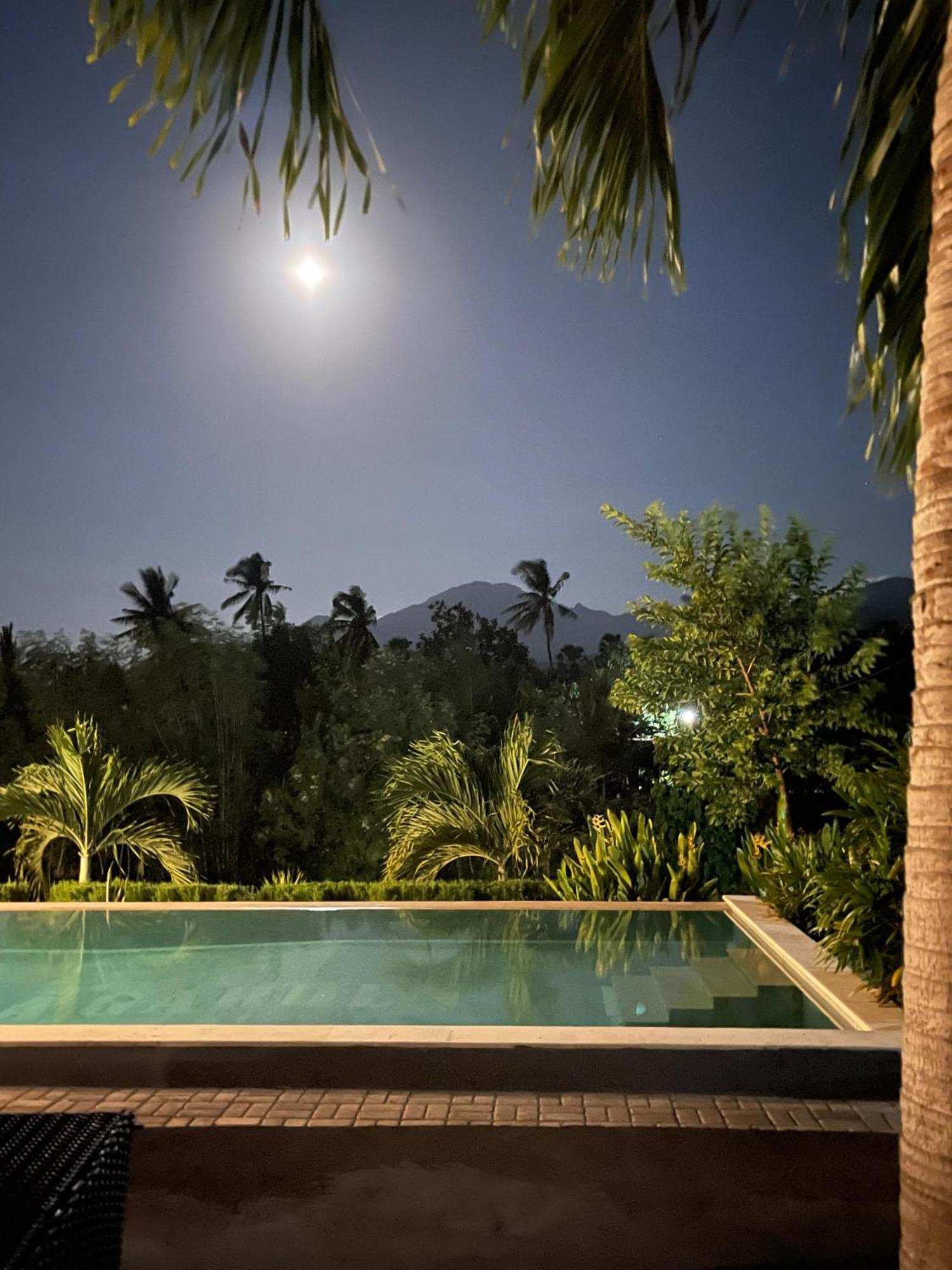 Eco Moringa Garden Hotel Banyuwedang Екстериор снимка